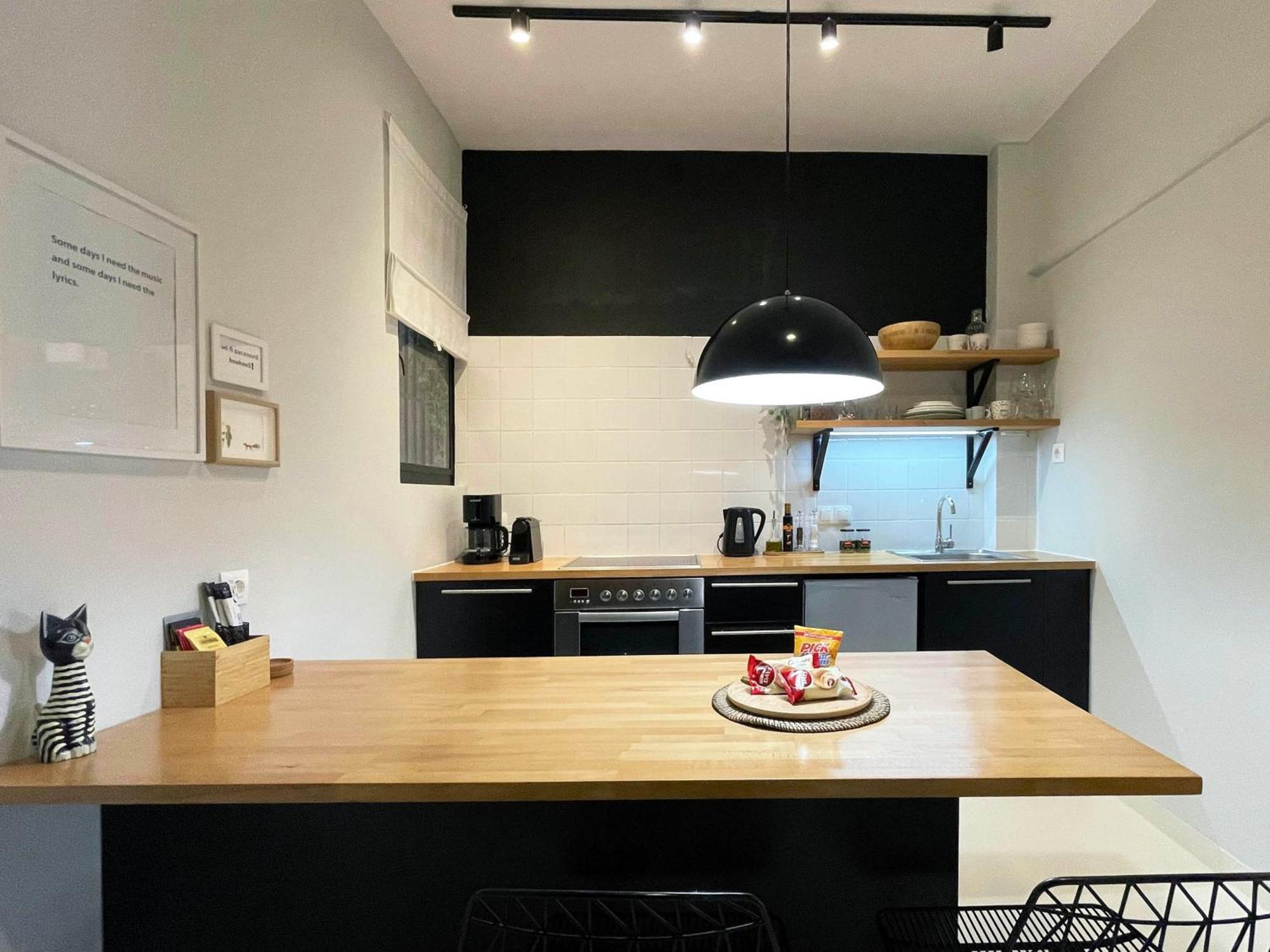 The Cucuwow Apartment Athena Bagian luar foto