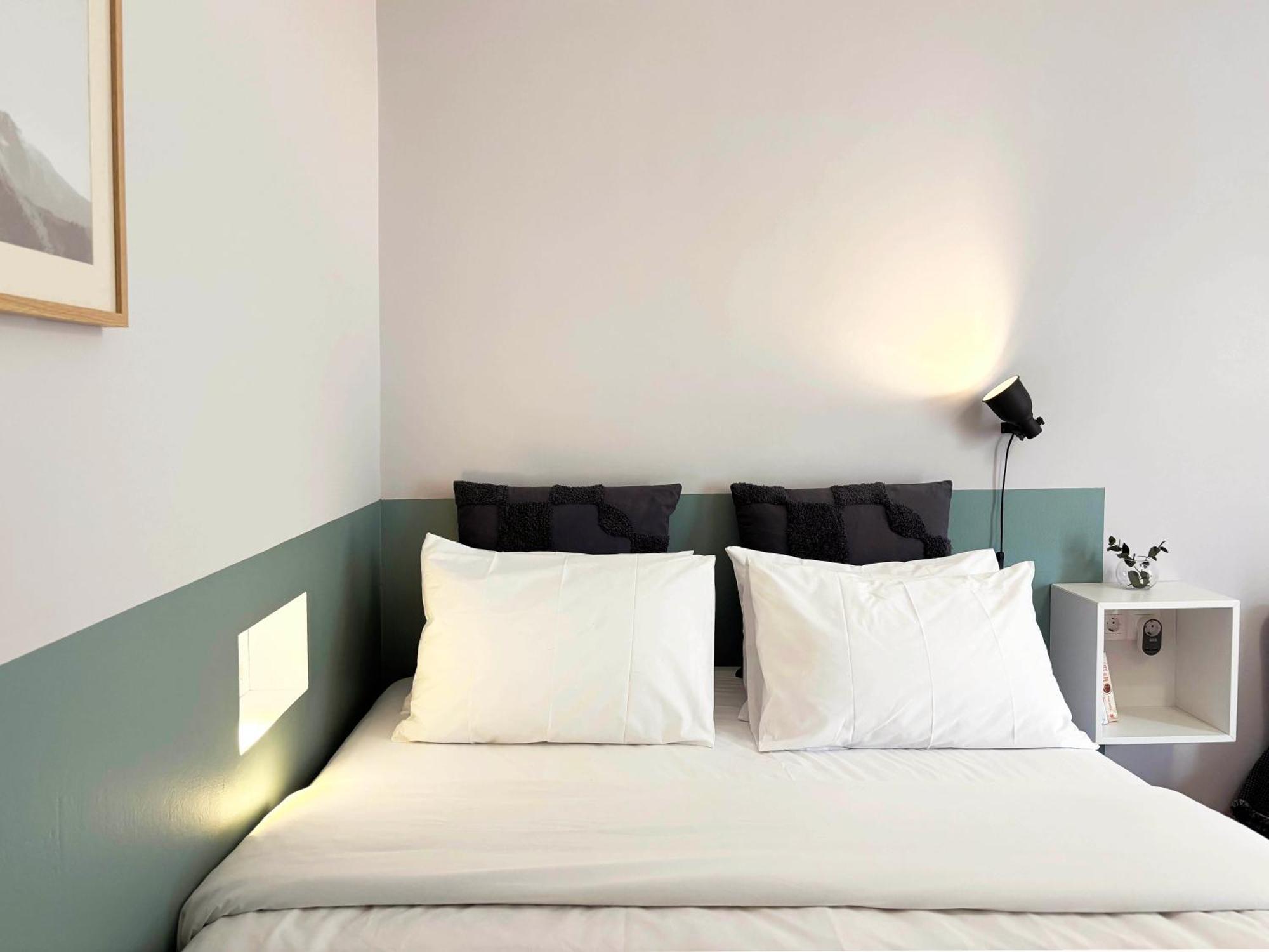 The Cucuwow Apartment Athena Bagian luar foto