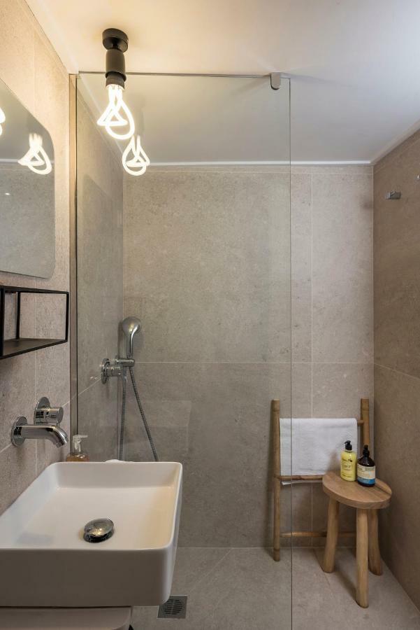 The Cucuwow Apartment Athena Bagian luar foto