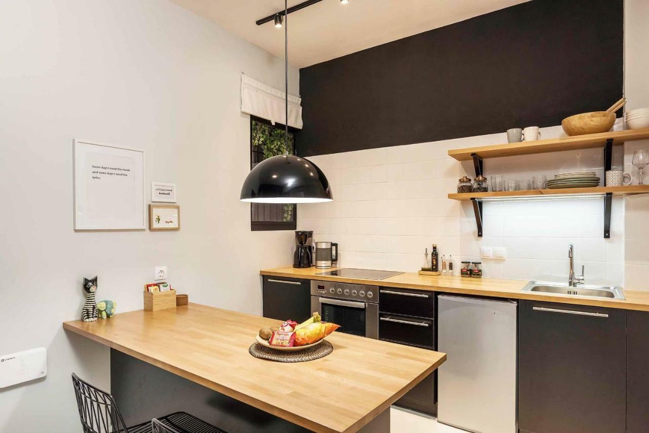 The Cucuwow Apartment Athena Bagian luar foto